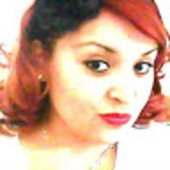 Meet your Posher, Ana - Picture 1 of 1